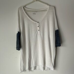 American Eagle Outfitters Baseball Shirt Women's Sz Large 3/4 Sleeves